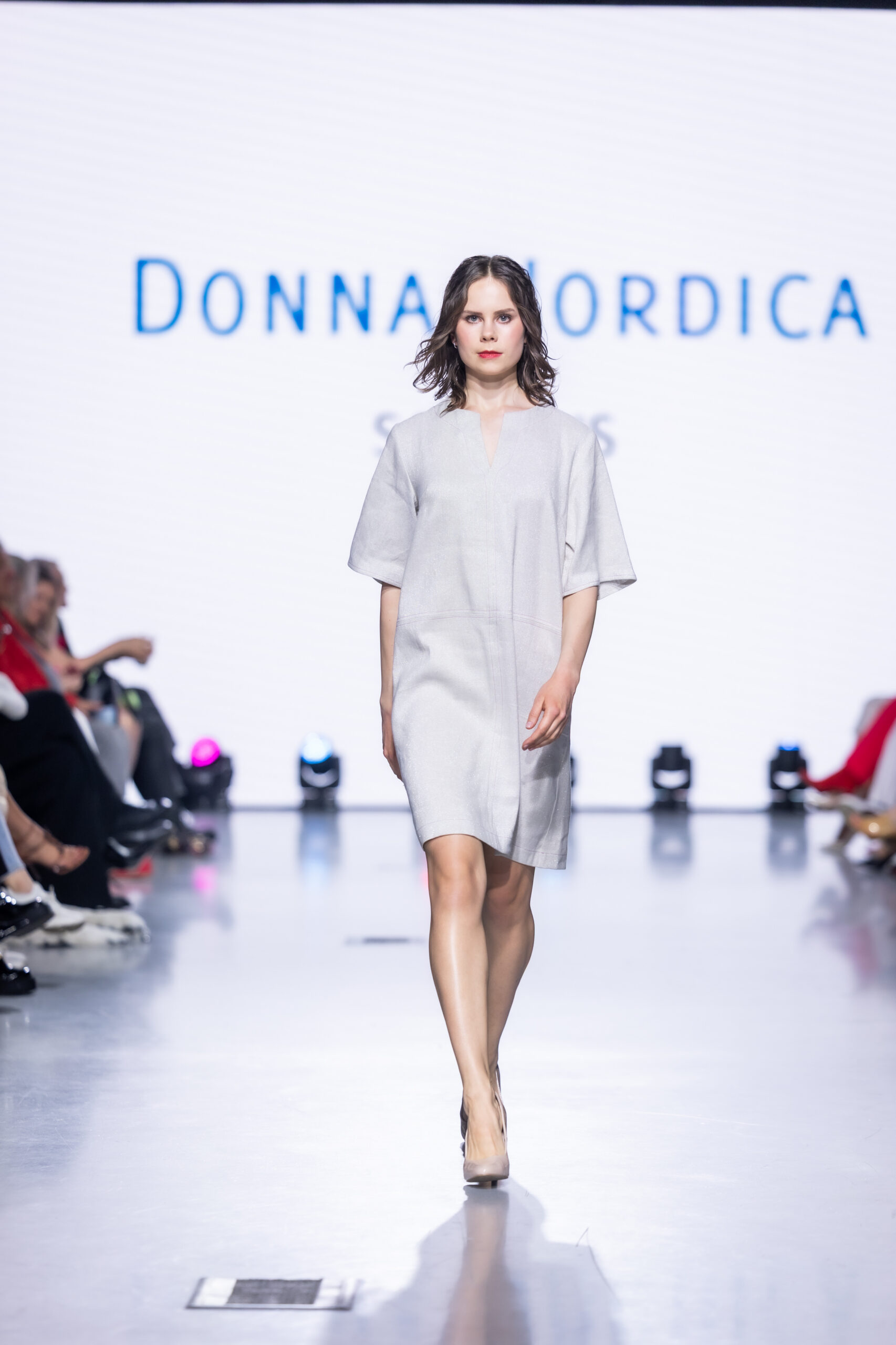 linen metallic dress creme