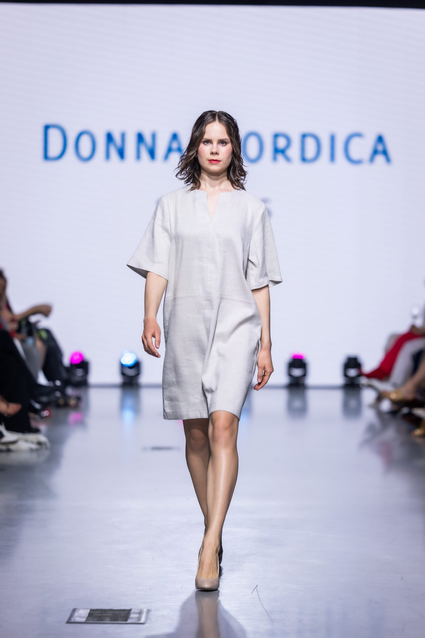 linen metallic dress creme