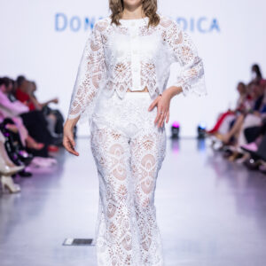 white lace trousers and blouse set DAGÖ