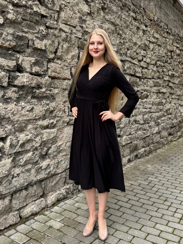 black midi dress