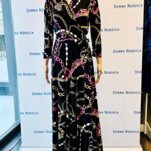 wrap dress chain print