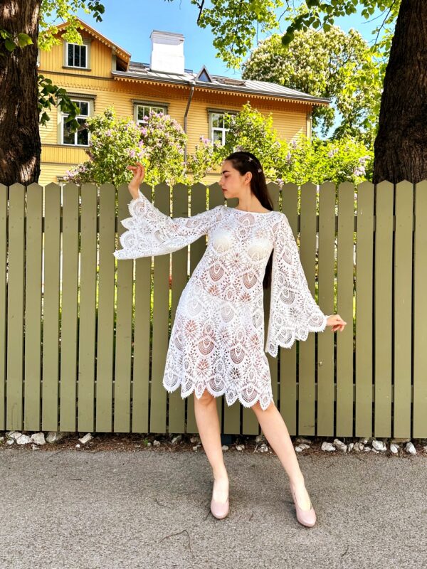 white lace dress Dago