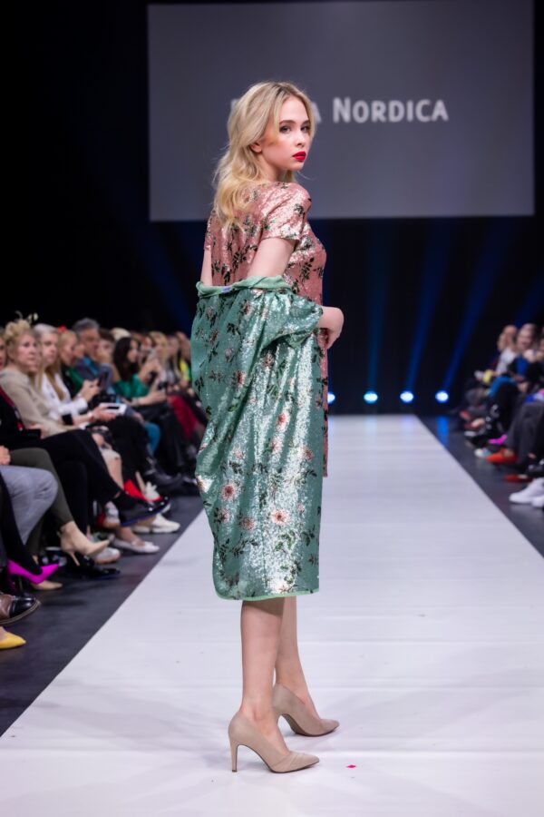 DN220408_KIMONO_KASTEHEIN_ROHELINE_36