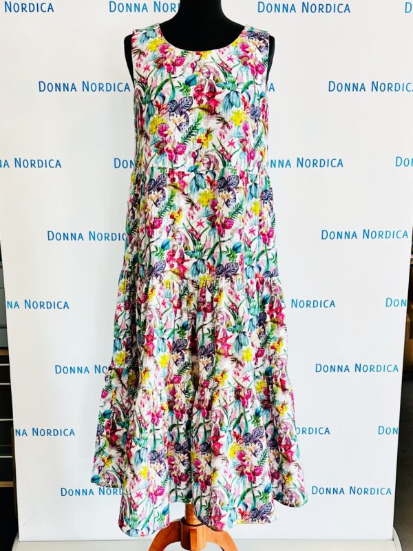 muslin dress with belt