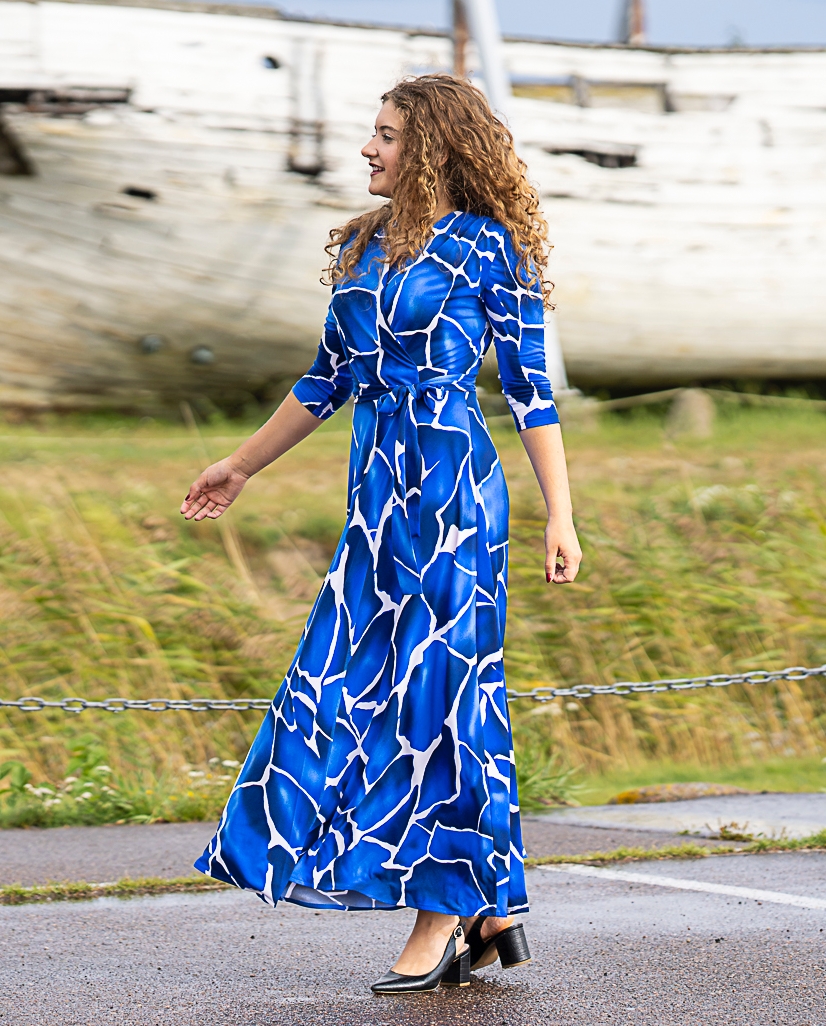 blue white decor print maxi wrap dress