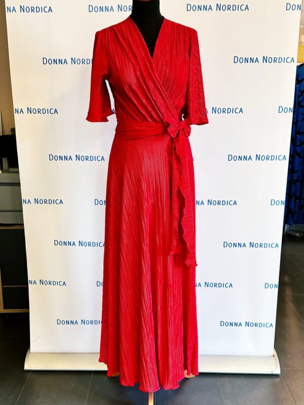 bright red plissee maxi dress