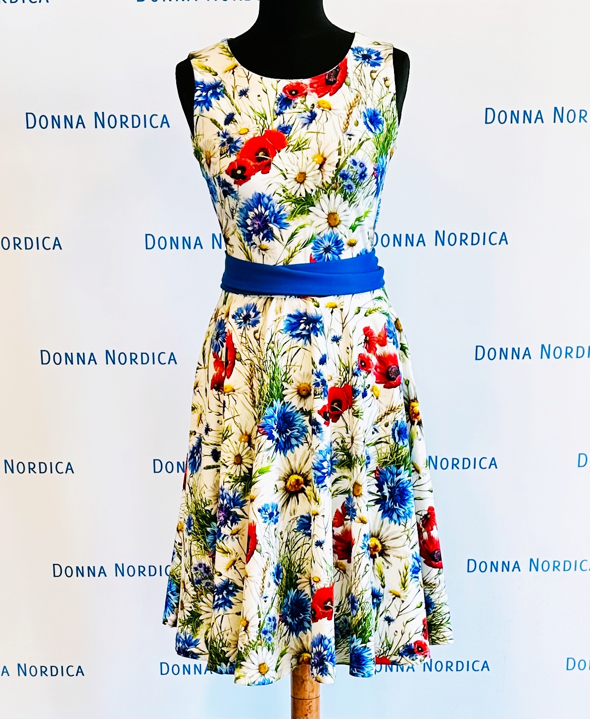 daisy-poppy-corn flower white cotton dress