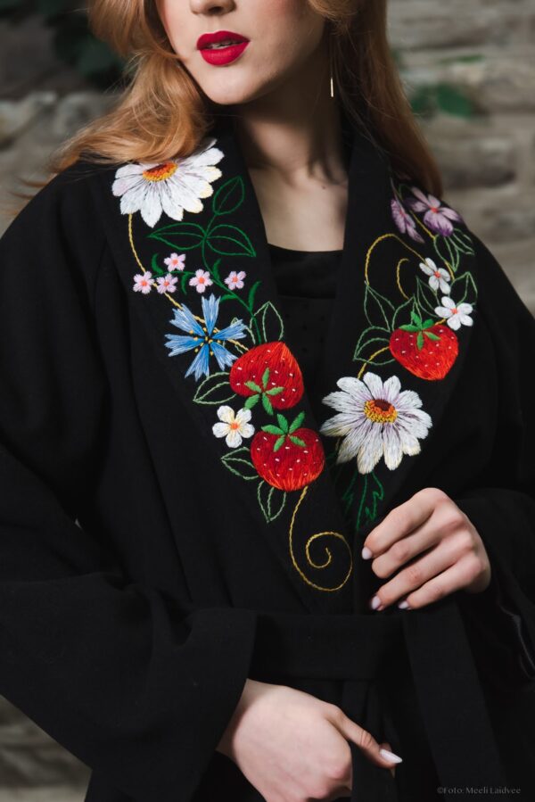 mantel MUHU tikand Mareli Rannap Donna Nordica