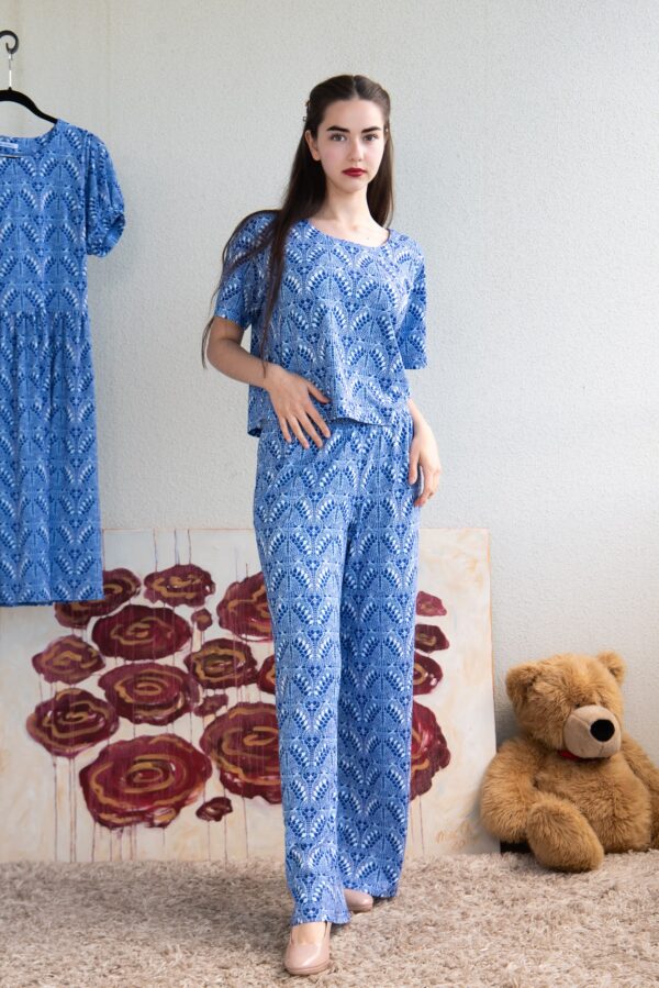 Haapsalu knit lace print blue tencel top and trousers