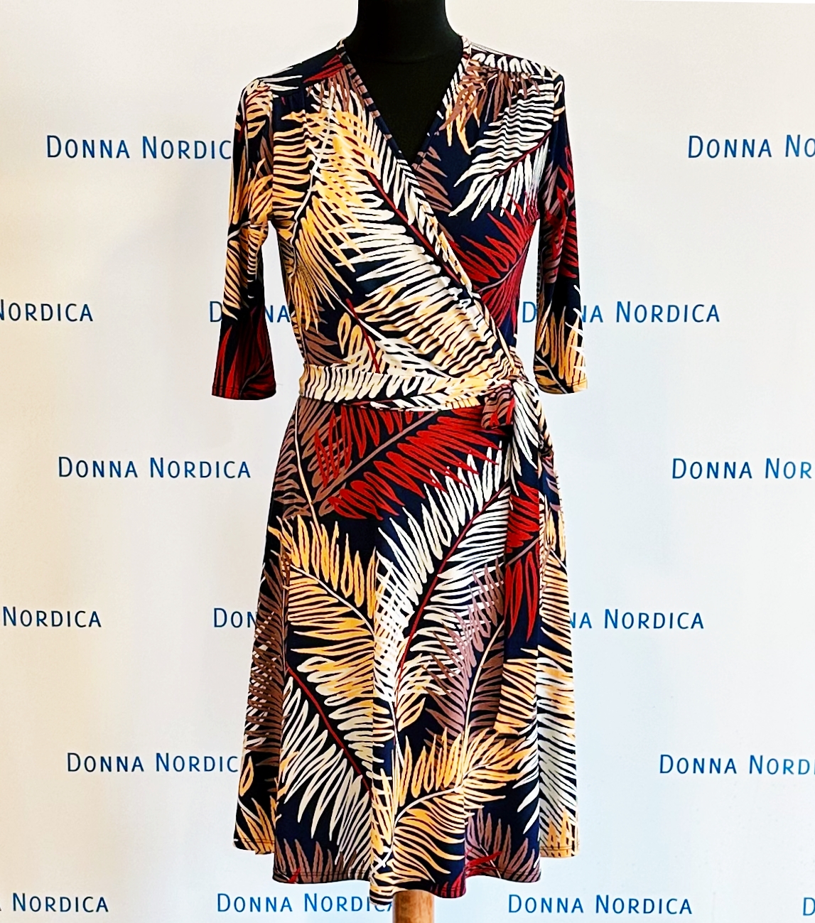 palm leaves print wrap top dress